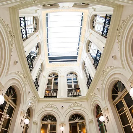 فندق Lobby 5*